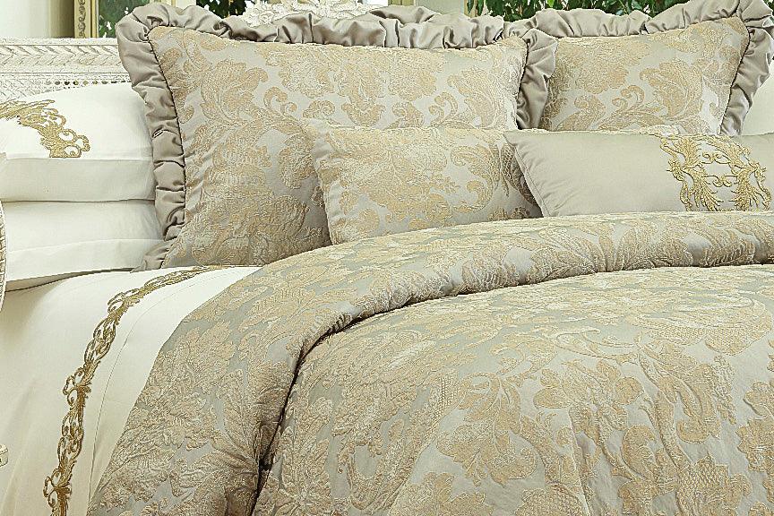 Bridal bedspread VELERON Gold