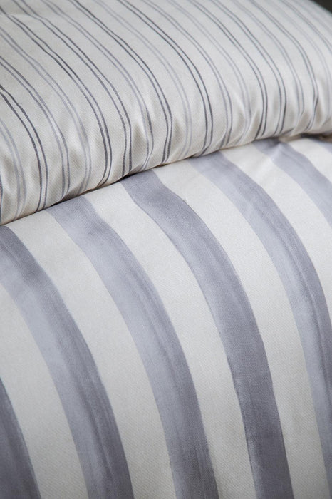 Double Duvet Cover Set + Bed Spread  AP STRIPE GRI