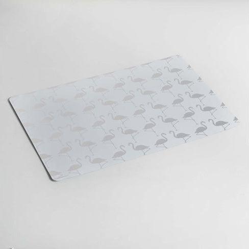 TABLEMAT 28.5 x 43.5 CM METALLIC PRINTED PVC ACAPULCO WHITE