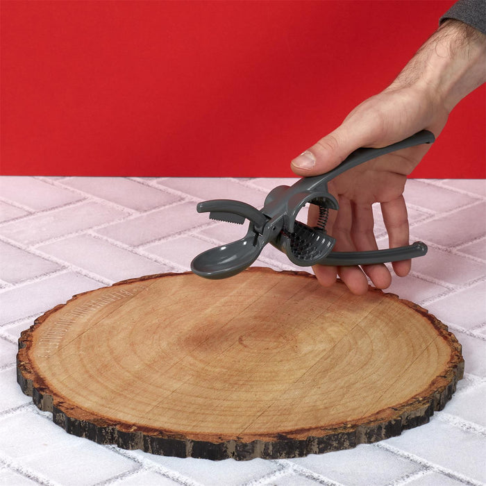 CHESTNUT CLIP AND NUTCRACKER