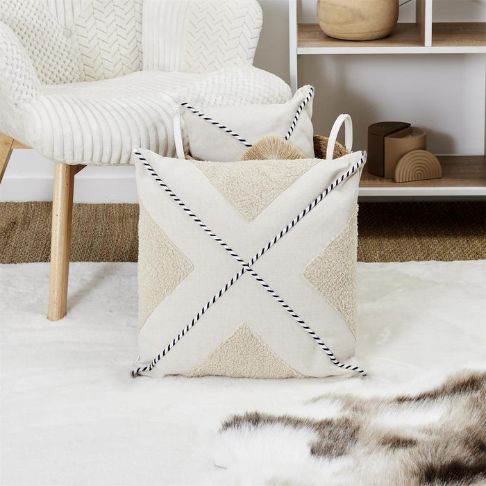 BEIGE WHITE TUFTED CUSHION WITH POMPONS 40X40CM