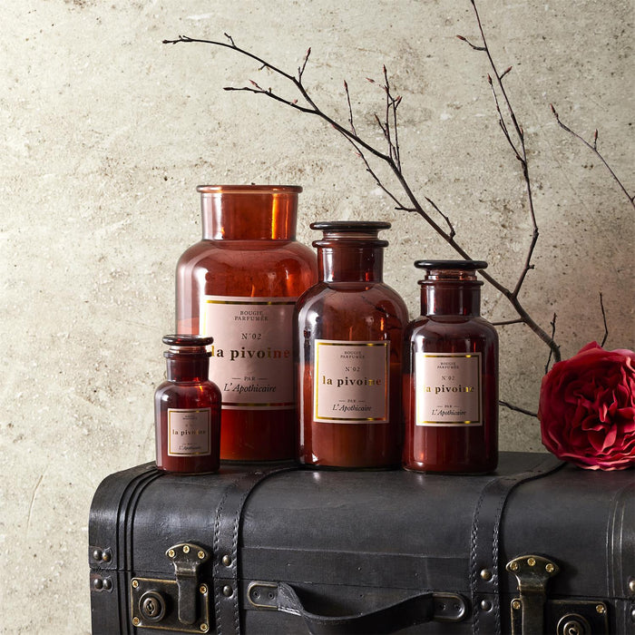 1 piece - SCENTED CANDLE APOTHICAIRE CHIC H21CM M6 - for color option contact us on 03 46 45 47