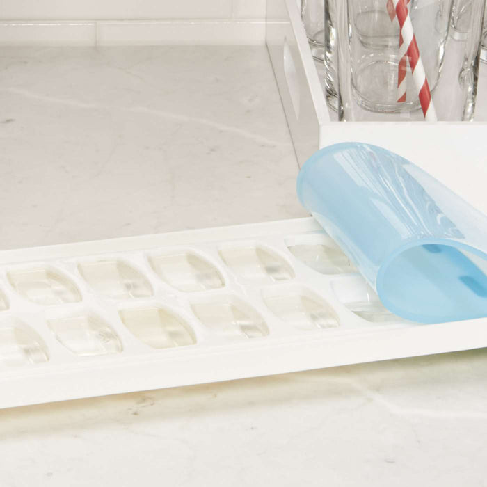 NO-SPILL ICE CUBE TRAY