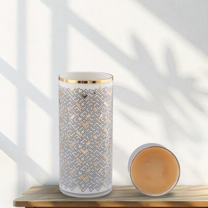 Candle MonoChrome