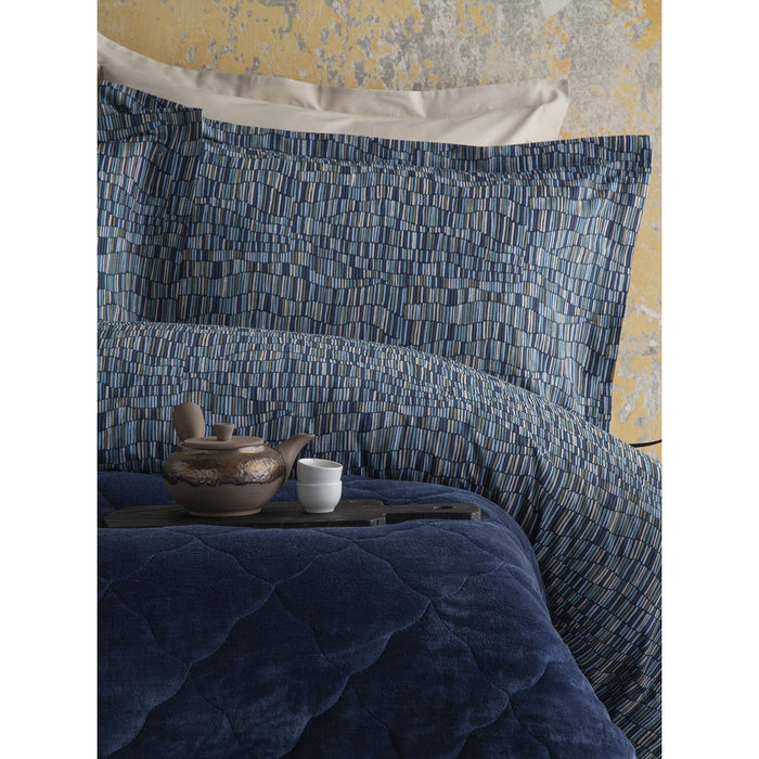 APRICITAS LEROS navy blue double duvet cover set with blanket