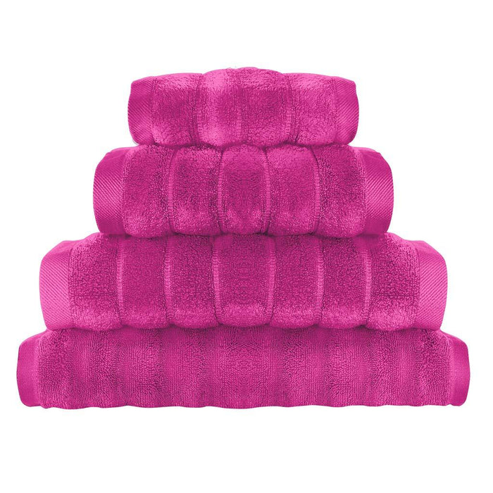 Macroline Fuchsia towels 30*50